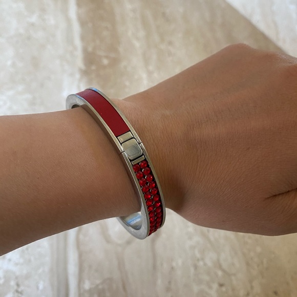 Red Swaroski bangle - Picture 4 of 7